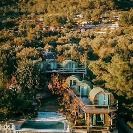 Mandala אתר קמפינג פאראליה