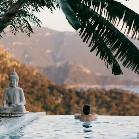 Mandala פאראליה