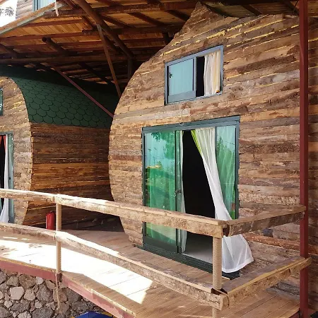 Mandala אתר קמפינג פאראליה